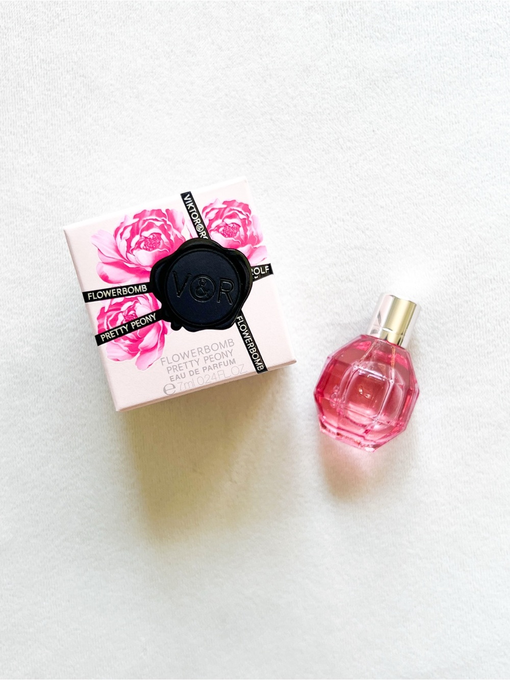 Viktor & Rolf Flowerbomb Pretty Peony Fragrance